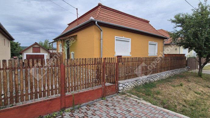 1. kép | Eladó Családi ház, Nyékládháza (#176197)