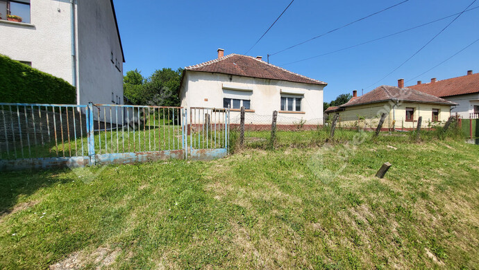 0. kép | Eladó Családi ház, Bak (#179661)