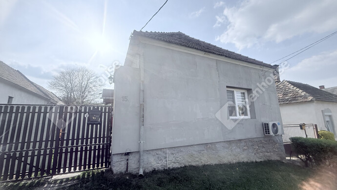 4. kép | Eladó Családi ház, Bakonyszentlászló (#181271)
